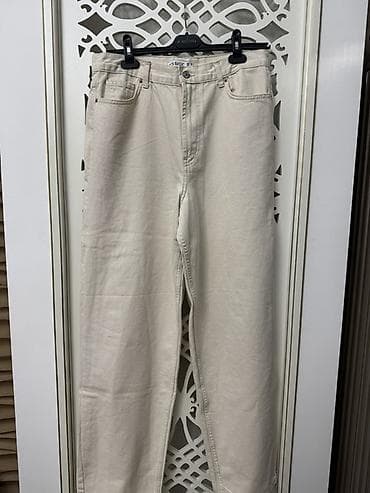 Bej rəngli düz kəsim cins şalvar - Rəng: açıq/bej - Material: klassik