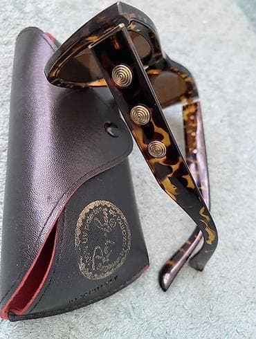 prada eynək qiyməti: Gün eynəyi, İşlənmiş — 5