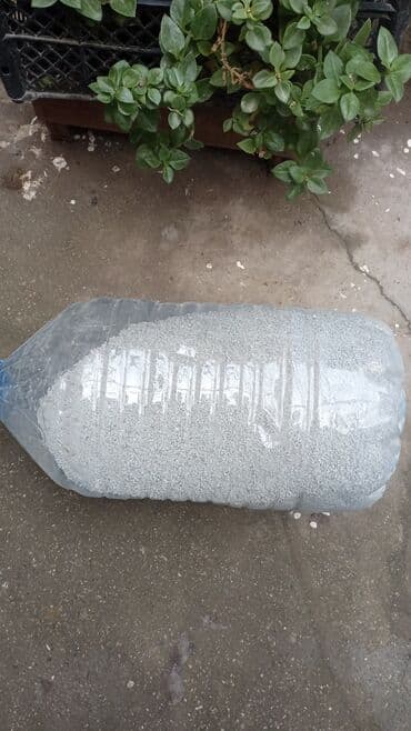 Yemlər: Məhsul: Pişik tualet qabı + qum ünvan əmircan.44 marşrut son — 4