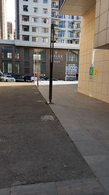 FAW: Redmi smartfon - Marka/model: Redmi (Xiaomi) - Rəng: Qara, şüşə arxa — 2