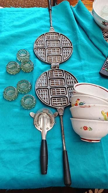 qend: Antik bəzəkli metal şirniyyat/qənd qabı dəsti - Tərkib: 1 böyük — 6