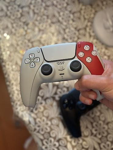 dualsense original: ⚜️PlayStation 5 slim (diskli versiya) + 2 ədəd DualSense oyun pultu⚜️ — 4