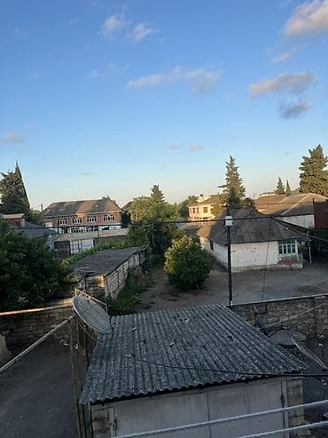 arenda evler: Kirayə üçün geniş, işıqlı ev - Plan: ayrı-ayrı otaqlar, uzun — 8