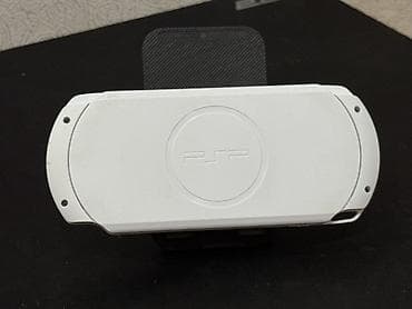 İdeal vəziyyətdə Sony PlayStation Portable Street. Konsol proşıvka — 3