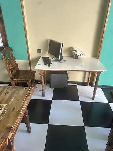 yumru masalar: Açılmayan, Dördbucaq masa — 4