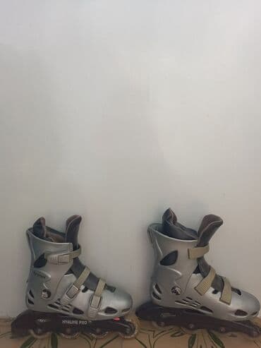 Gəncədədir, yeni kimidir 37, 38 razmerdir