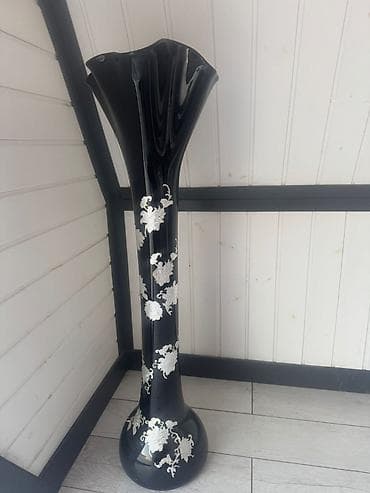 xonca qabları: Vaza dəsti — 1