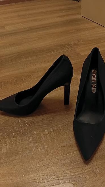 qadin ayaqqabilar: Qadın üçün klassik hündürdaban tuflilər – COMFY BRAND - Ölçü: 38 (hər — 2