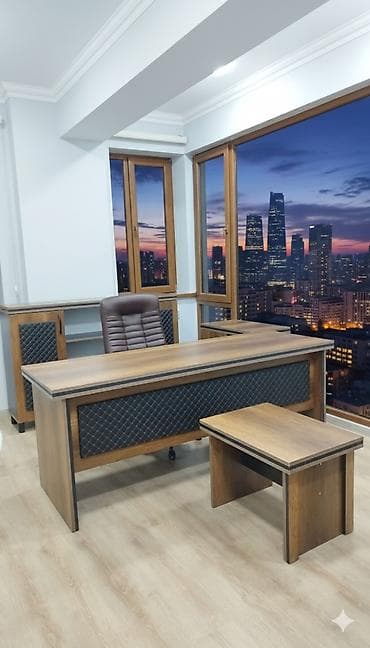 ofis divanı: Yeni, Müdir üçün, Künc masa — 1