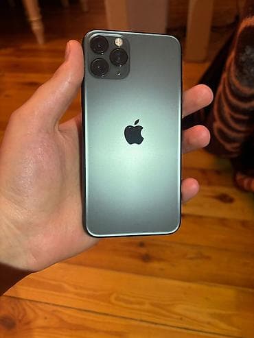 2 el televizor: IPhone 11 Pro, 256 GB — 1