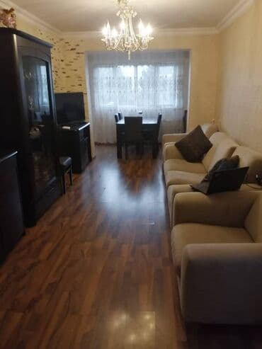 sibrizdə evlərin qiyməti: Bakı, 2 otaqlı, Köhnə tikili, m. Neftçilər, 60 kv. m — 1