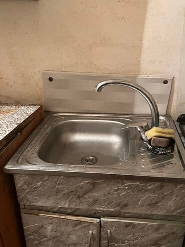 bərbər obyekt: Otag yoldasi lazimdi 1 nəfər kamunal daxil 130 bekar ve prablemli — 7