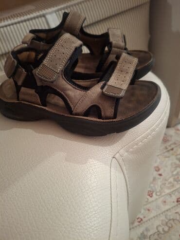 Daraq panellər: Kişi üçün rahat yürüş sandaleti - Rəng: boz-qara tonlarda - Material — 2