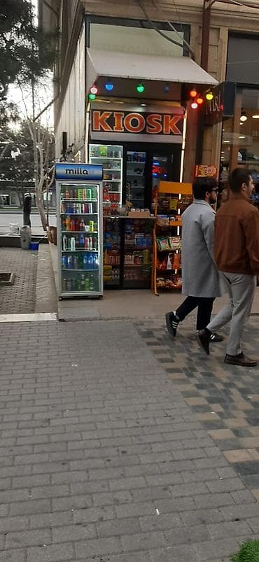 İstehsal avadanlığı: Kiosk – içki və qəlyanaltı satış nöqtəsi Təsvir: Hazir Kosk satilir — 3