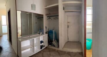 əmircanda evler: Ev şeherin prestij rayonu olan 8mkr da Corc Enesko parkının yanında — 7