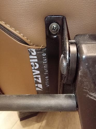 Ofis masaları: Təkərli, Qolları tənzimlənir, Süni dəri — 4