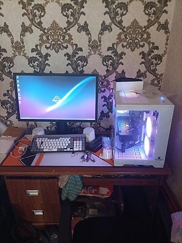 philips xenium 9@9s: Monitor 24inch 144hz Dell Cpu- Ryzen 5 2600 Gpu-Zotac Geforce 1080ti — 2