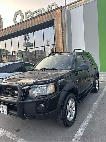 Land Rover Freelander V6, qara rəng, 5 qapılı SUV. Texniki və dizayn
