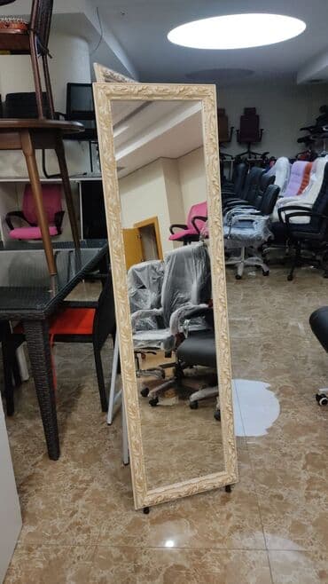 guzgu tek: Güzgü Döşəmə üstü, Oval, Çərçivə ilə — 3