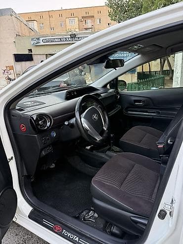 kompressor teh: Toyota Aqua: 1.5 l | 2016 il Hetçbek — 5
