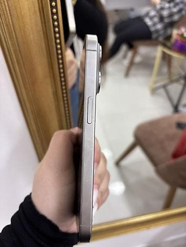 iphone 5s telefon: IPhone 15 Pro, Gümüşü, Face ID — 2
