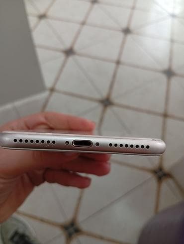 telefon honor x8: IPhone 8 Plus, Qızılı, Barmaq izi — 2