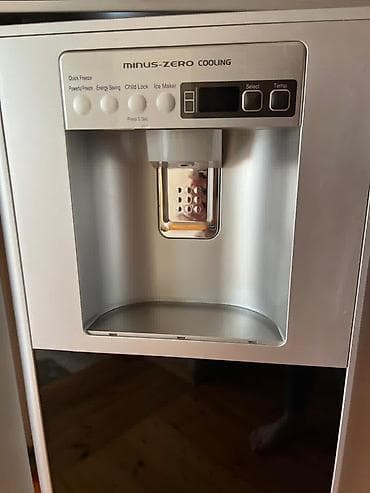 Soyuducular: 4 qapılı Hitachi Soyuducu Satılır, rəng - Qara, Dispenserli — 4