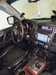 şlanqların satışı: Mitsubishi Pajero: 3 l | 2007 il 171730 km Ofrouder/SUV — 9