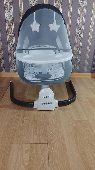 il: Oğlan və qız üçün, İşlənmiş, Dördbucaq, Beşik, Dəstsiz, Matras ilə, Yellənmə mexanizm ilə — 7