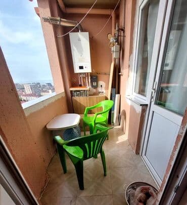 zabratda heyet evleri kiraye: Mənzil kirayə verilir. 1 otaq studio tiplidir. Kombi var. Qaz peçi — 4