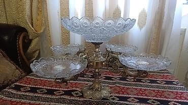 xrustal qablar aliram: Beşqatlı kristal meyvə və şirniyyat qabı - Kompozisiya: 1 böyük — 2