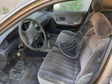 turbo az honda: Hyundai Sonata: 2 l | 1994 il Sedan — 3