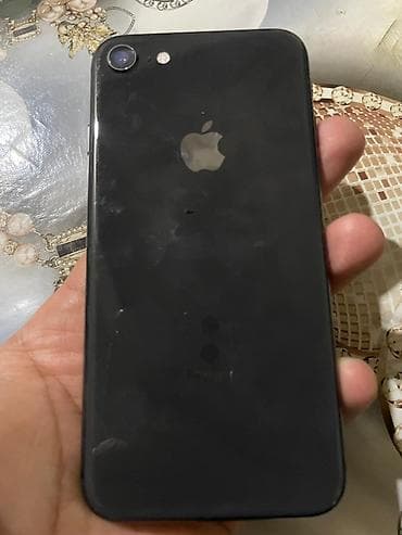 ıphone 8 ekran: IPhone 8, 64 GB, Qara, Barmaq izi — 7