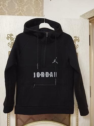 wolt geyim: Kapişonka 38 M razmer qış ücün ici qalın — 1