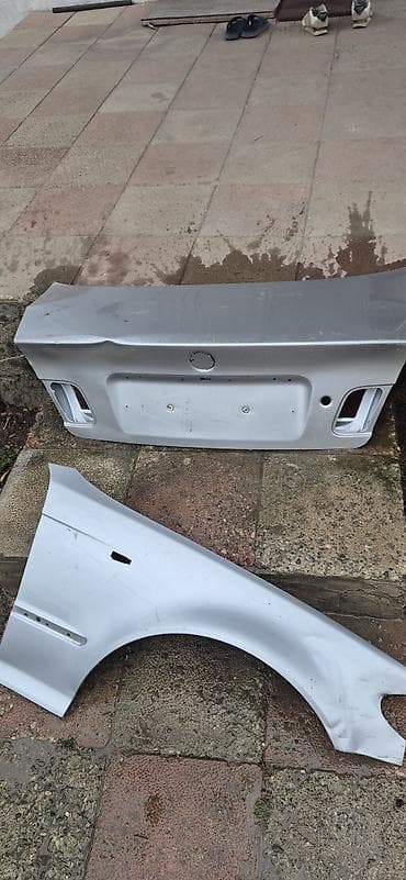 Məhsul: Avtomobil kuzov detallarının dəsti Tərkib: - Arxa baqaj