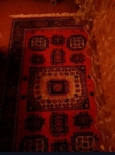 8 mart gulleri: Gedim xalcalar
Əl toxuması
Tebii rengden — 2