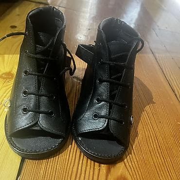 Uşaq üçün ortopedik ters/ayaqqabı Ortopedik ters ayaqabi satılır. Çox — 3