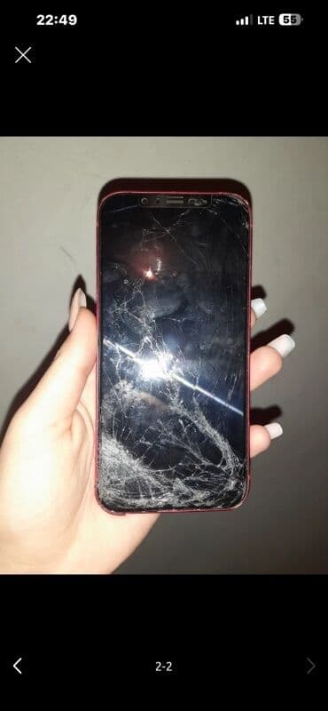 телефоны на запчасти: Məhsul: Apple iPhone (qırmızı rəng, iki arxa kamera) Təsvir: - Rəngi — 1