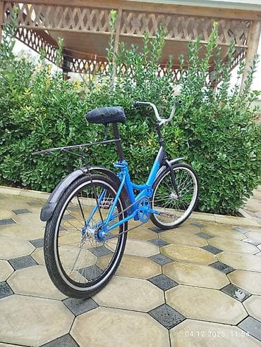 Uşaq velosipedləri: Şəhər tipli velosiped - Rəng: mavi-qara - Çərçivə: aşağı enişli — 4