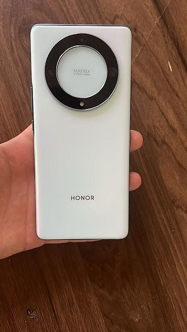 macbook pro m4 pro: Honor 8A Pro, rəng - Ağ, Sensor — 1