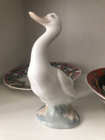 Продается фигура Гусь фарфор lalafo.az -da Продается фигура Гусь фарфор