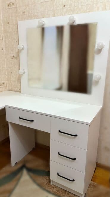 Yeni, Açılmayan, Laminat, Künc masa lalafo.az -da Yeni, Açılmayan, Laminat, Künc masa