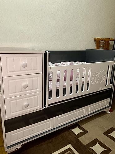 Oğlan və qız üçün, Dördbucaq, Beşik, Dəst ilə, Yellənmə mexanizmsiz lalafo.az -da Oğlan və qız üçün, Dördbucaq, Beşik, Dəst ilə, Yellənmə mexanizmsiz