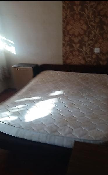 İki nəfərlik yataq və döşək dəsti - Ölçü: təxminən 160x200 sm at lalafo.az İki nəfərlik yataq və döşək dəsti - Ölçü: təxminən 160x200 sm