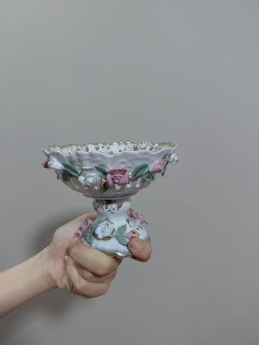 Porselen dekorativ qab – şamdan/konfeti qabı - Material: yüksək lalafo.az -da Porselen dekorativ qab – şamdan/konfeti qabı - Material: yüksək