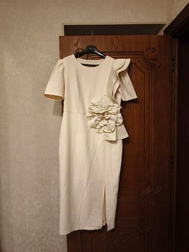 420 manata Gənclik molldan alınıb Zərif dizaynlı krem rəngli qadın lalafo.az -da 420 manata Gənclik molldan alınıb Zərif dizaynlı krem rəngli qadın