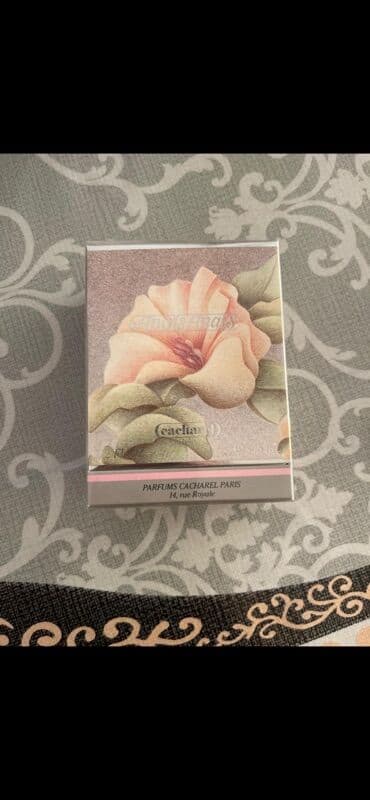 Retro parfum 30-35 ilin parfumuCacharel Anaïs Anaïs – Eau de Toilette lalafo.az -da Retro parfum 30-35 ilin parfumuCacharel Anaïs Anaïs – Eau de Toilette