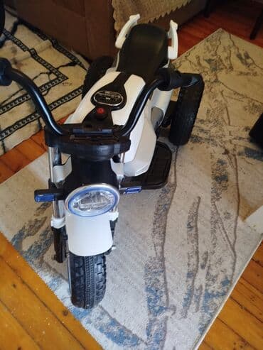 7 yaşa kimi uşaqlar üçün üstündə adaptor verilir akkumulyatoru yoxdu lalafo.az -da 7 yaşa kimi uşaqlar üçün üstündə adaptor verilir akkumulyatoru yoxdu