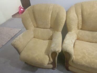 Di̇van-kravat, İşlənmiş, Açılan, Bazasız, Parça lalafo.az -da Di̇van-kravat, İşlənmiş, Açılan, Bazasız, Parça