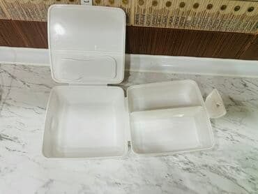 Oxlovlar: Ağ rəngli plastik yemək konteyneri (lunch box) - Kvadrat formalı lalafo.az -da — 1 Oxlovlar: Ağ rəngli plastik yemək konteyneri (lunch box) - Kvadrat formalı — 1